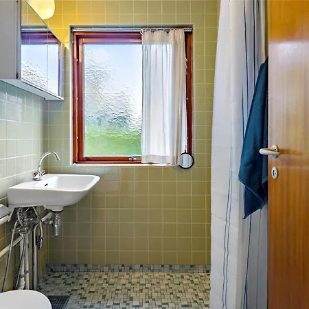 R607-rodvig-stevns-thormodsvej-7 بيت للعطل Rødvig